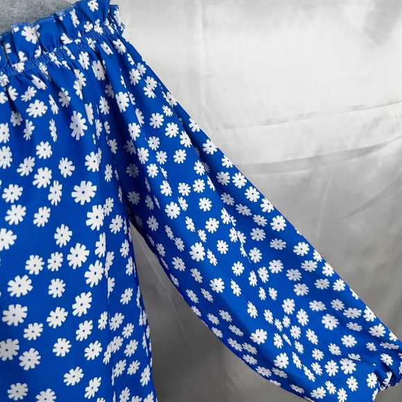 Blue Floral Off-Shoulder Top bishop sleeve size L - Picture 4 of 9